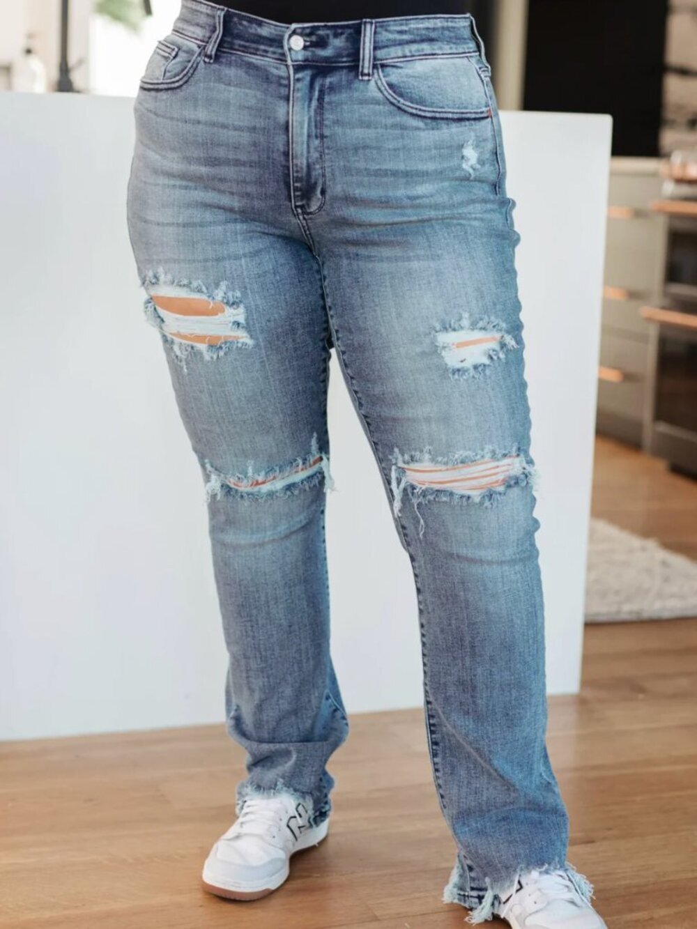 NWT - Judy Blue Mid Rise Destroyed Straight Denim Jeans Size 24W
